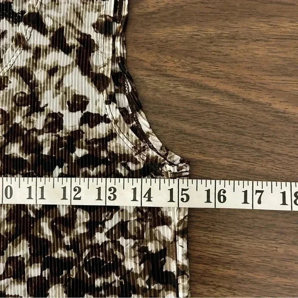 💕NWT Chico’s  easywear top pleated XS OR 0 - Picture 8 of 9